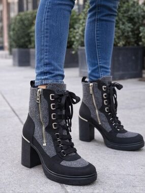 NWT DKNY Lace-Up Heeled Ankle Boots Gray Black Faux Fur Lined Chunky Heel